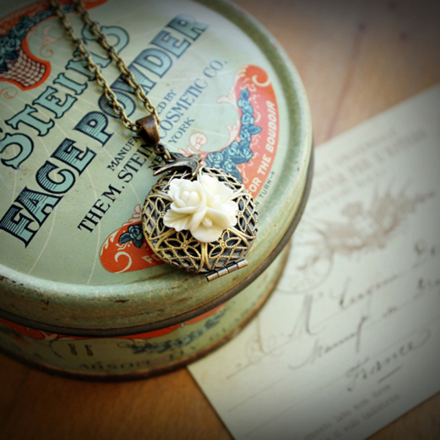 Filigree & Floral Locket Necklace in Ivory