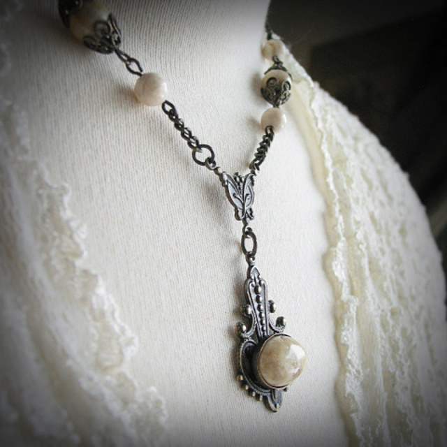Vintage Style Semi Precious Necklace - Available in 4 Colours