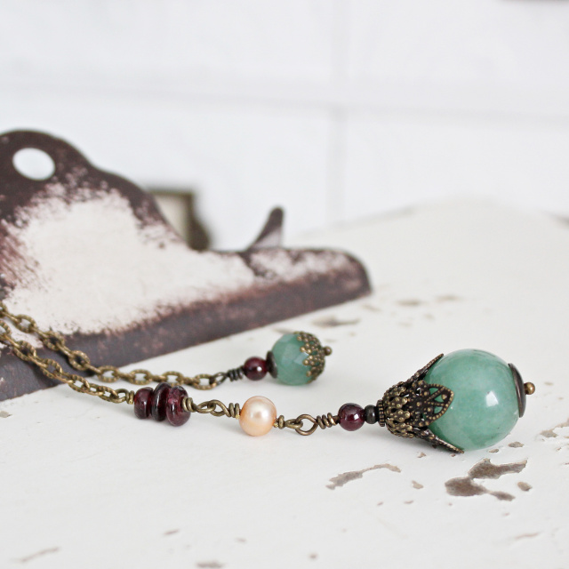 Aventurine and Garnet Vintage Style Pendulum - Prosperity and Creativity - “The Stone of Opportunity