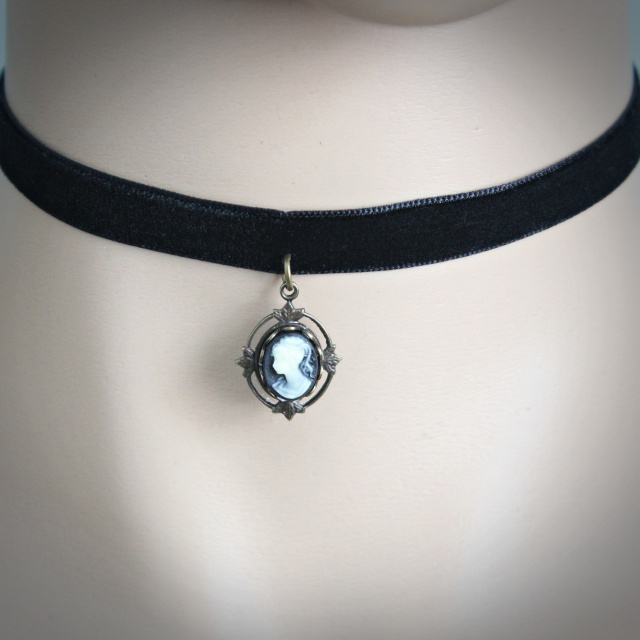 Black Velvet Cameo Choker